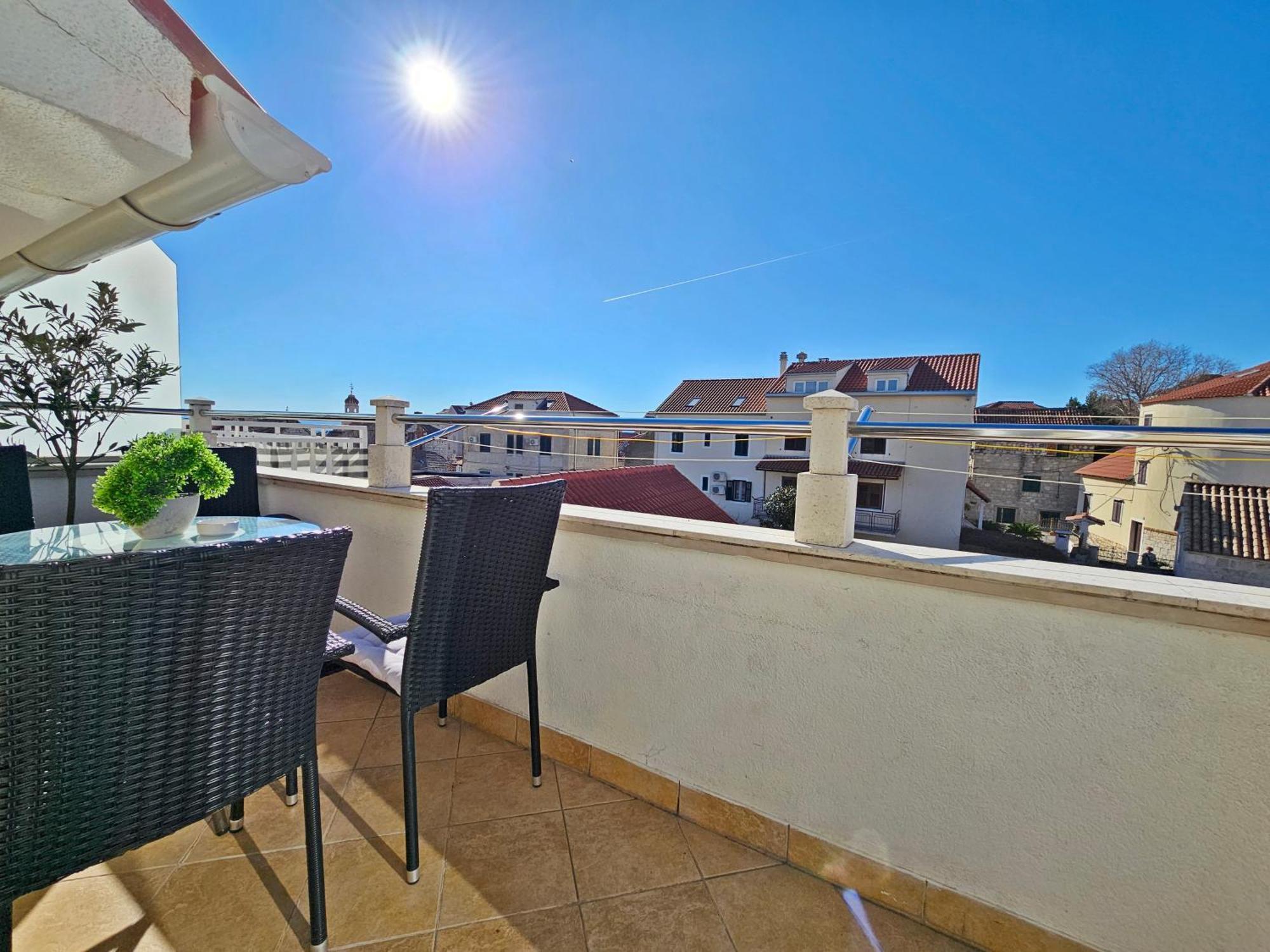Apartments Sonja สปลิท ภายนอก รูปภาพ