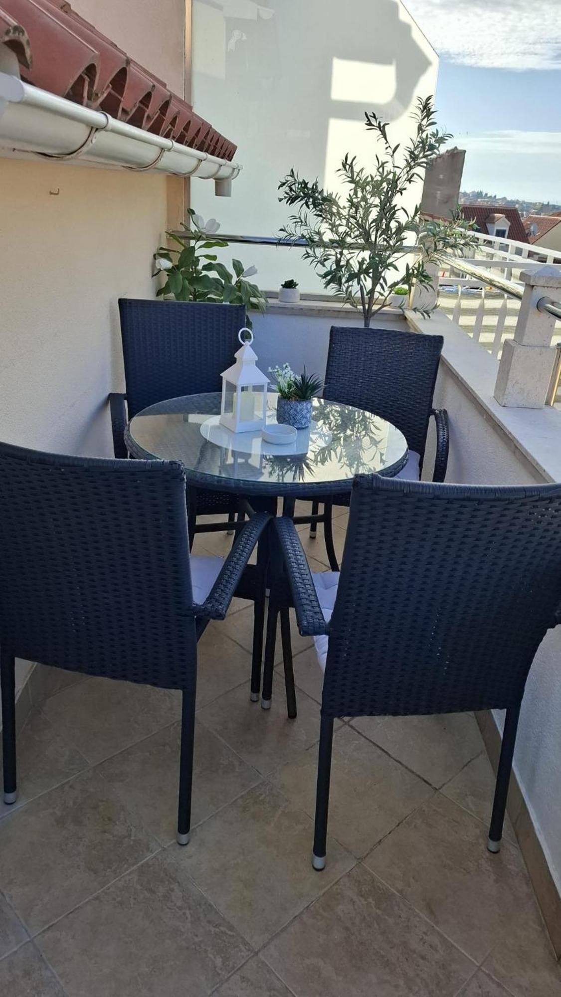Apartments Sonja สปลิท ภายนอก รูปภาพ